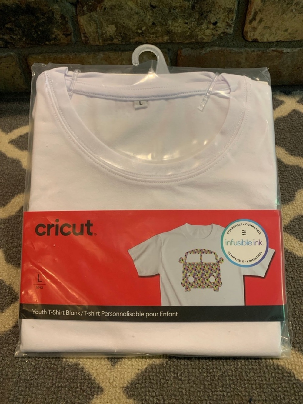 Cricut Youth White Short Sleeve Tee - White Crew Neck T-Shirt Blank